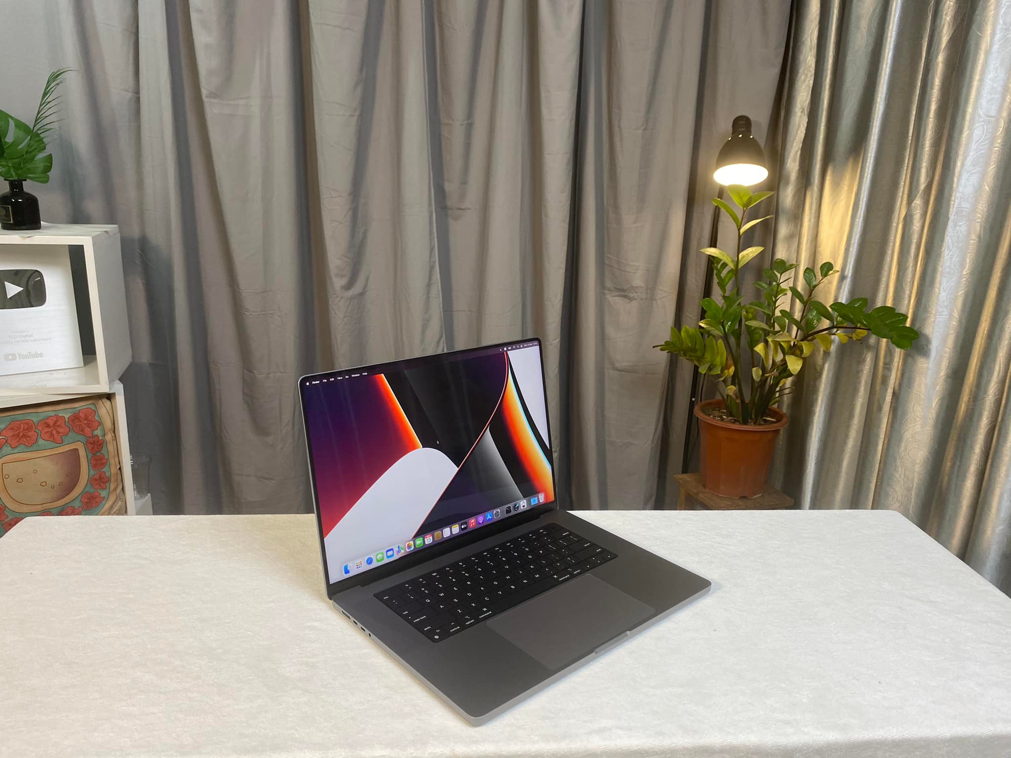 Macbook Pro 16-inch M1 Pro 2021-9.jpeg